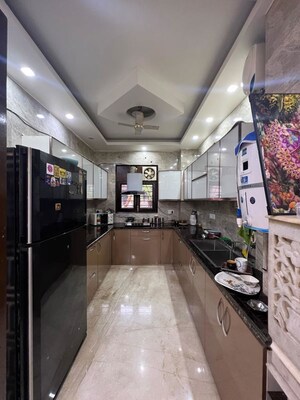 Kitchen in 3 BHK Builder Floor at Pitampura – for Sale