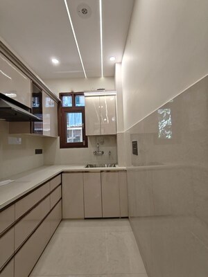 Kitchen in 2 BHK Builder Floor at Dwarka Mor – for Rent