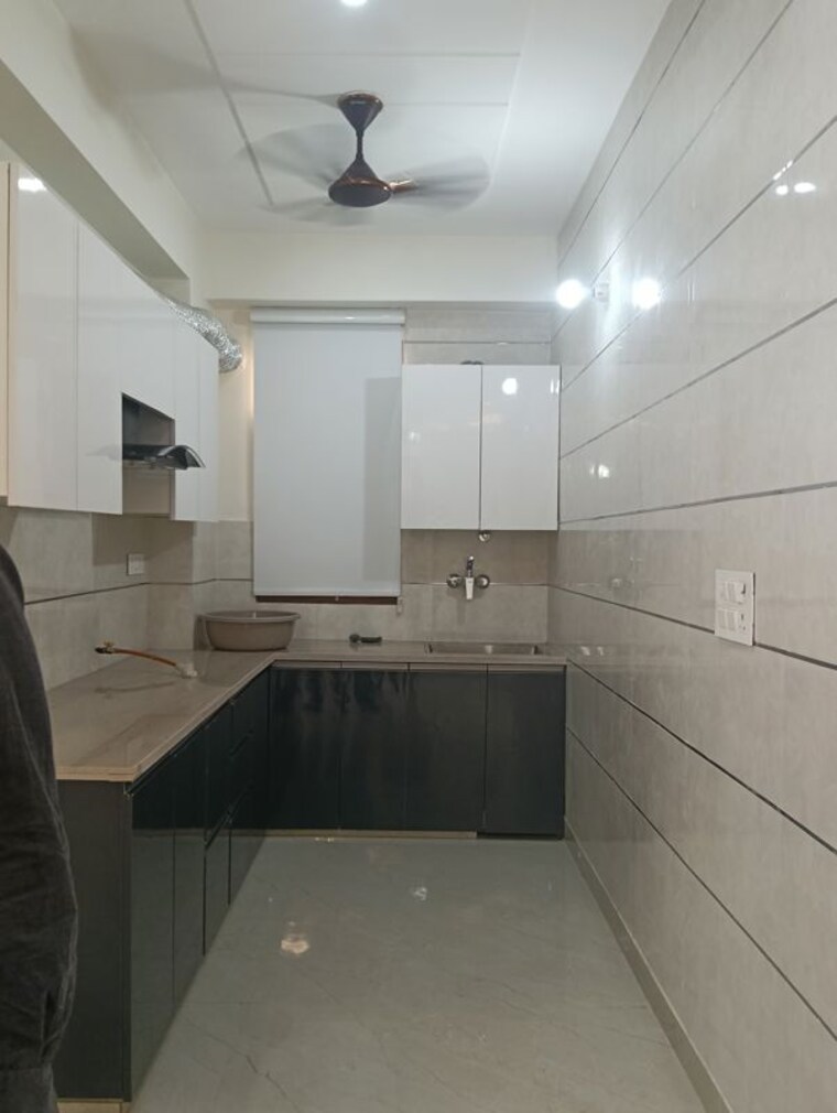 Kitchen, allure-estate 3 Bedroom 1450 Sq.Ft. Apartment In Sector 14 Gurgaon 10378379