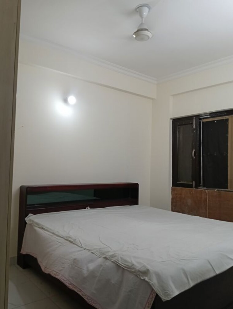 Bedroom, anamika-enclave 2.5 Bedroom 1450 Sq.Ft. Builder Floor In Sector 14 Gurgaon 10378396