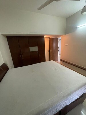 Master Bedroom in 3 BHK Apartment at Satyam CHS Andheri West, Andheri West – for Rent