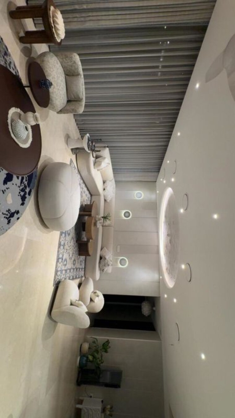 Living Room, suncity-platinum-towers 4 Bedroom 4300 Sq.Ft. Apartment In Sector 28 Gurgaon 10378398