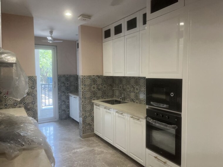 Kitchen, unitech-arcadia 4 Bedroom 365 Sq.Yd. Builder Floor In South City 2 Gurgaon 10378369