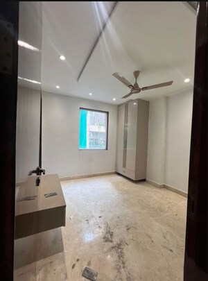 Kitchen in 3 BHK Builder Floor at Pitampura – for Sale