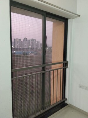 Room in 2 BHK Apartment at Shapoorji Pallonji Joyville Hinjewadi, Hinjewadi – for Rent