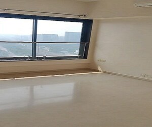 Room in 2 BHK Apartment at Godrej Platinum Vikhroli East, Vikhroli East – for Rent