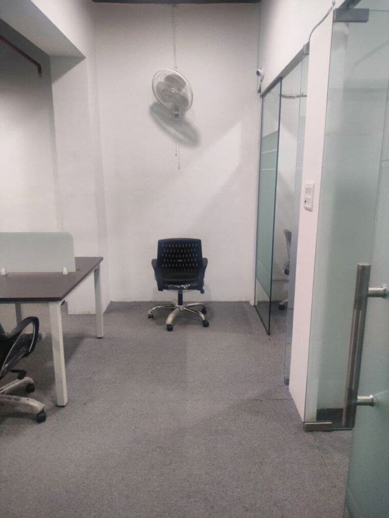 Team Area, sector 2 Commercial Office Space 900 Sq.Ft. In Sector 2 Noida 10378427