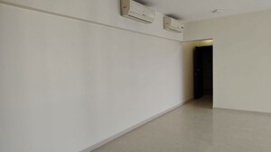 Room in 2 BHK Apartment at Godrej Platinum Vikhroli East, Vikhroli East – for Rent