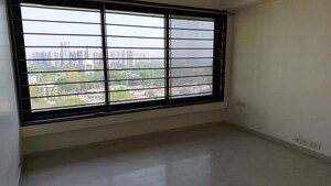 Room in 2 BHK Apartment at Godrej Platinum Vikhroli East, Vikhroli East – for Rent