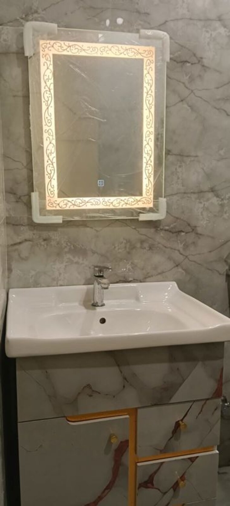 Bathroom, civitech-florencia 3 Bedroom 1650 Sq.Ft. Apartment In Vaishali Sector 9 Ghaziabad 10378440