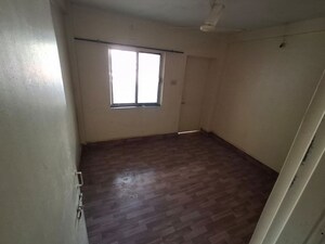 Room in 2 BHK Apartment at Popular Heights, Koregaon Park – for Rent