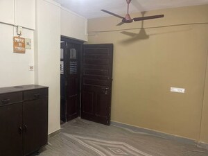 Room in 1 BHK Apartment at Marol – for Rent
