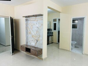 Room in 2 BHK Apartment at Signature The Millennia 3, Sector 37d – for Rent