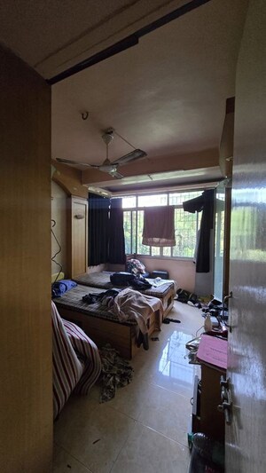 Bedroom in 2 BHK Apartment at Erandwane – for Rent