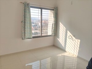 Room in 2 BHK Apartment at Earnest Green Life, Hinjewadi – for Rent