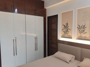 Room in 3 BHK Builder Floor at Vaishali Nagar – for Sale
