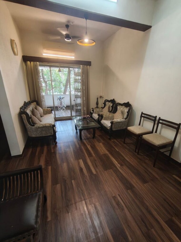 Living Room, khar west 1 Bedroom 500 Sq.Ft. Apartment In Khar West Mumbai 10378497