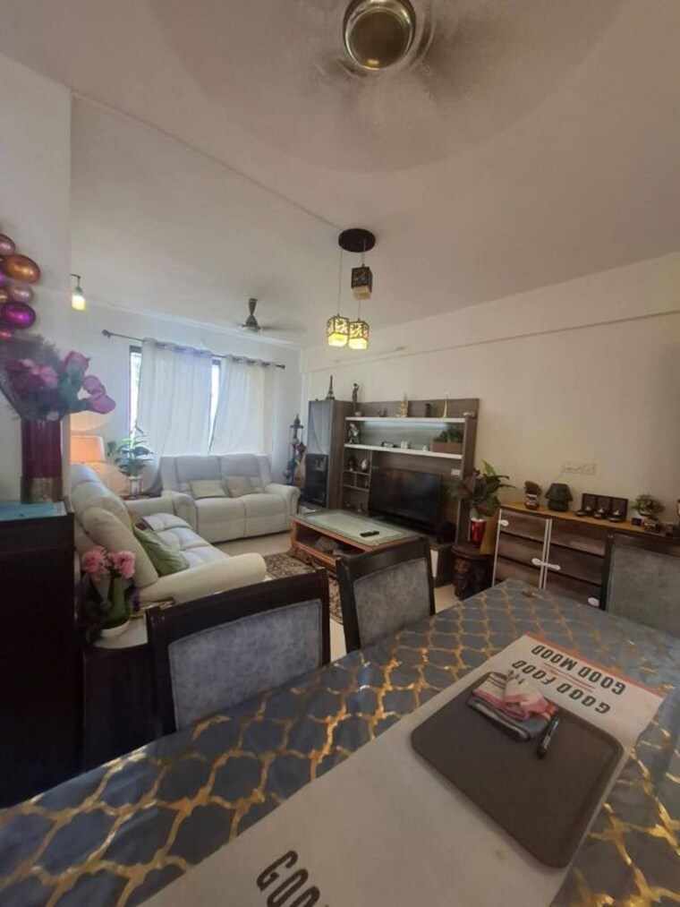 Living Room, vasant vihar 2.5 Bedroom 1100 Sq.Ft. Apartment In Vasant Vihar Thane 10378499