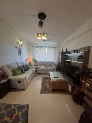 Living Room in 2.5 BHK Apartment at Vasant Vihar – for Rent