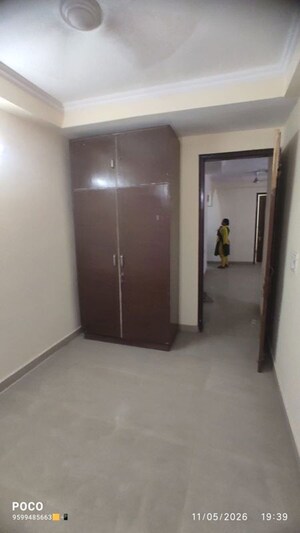 Room in 2 BHK Builder Floor at Mehrauli – for Rent