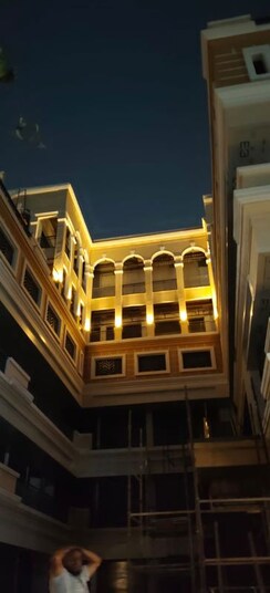 Office Space For Sale in Satyam Galleria