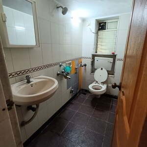 Bathroom in 1 BHK Apartment at Bandra West – for Rent
