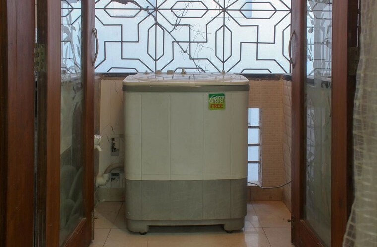 Bathroom, aundh gaon Pg For Boys In Aundh Gaon 10378558
