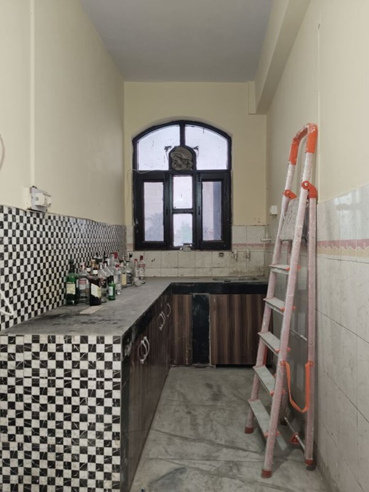 Kitchen, sector 37 3 Bedroom 1250 Sq.Ft. Builder Floor In Sector 37 Faridabad 10378598