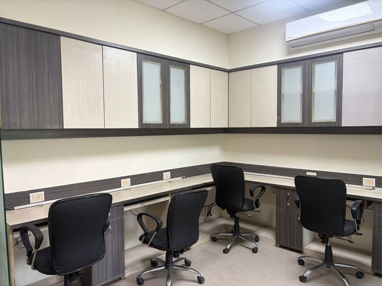 Team Area, kane-plaza Commercial Office Space 400 Sq.Ft. In Malad West Mumbai 10378614