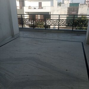 Parking in 3 BHK Independent House at Sector 108 – for Rent