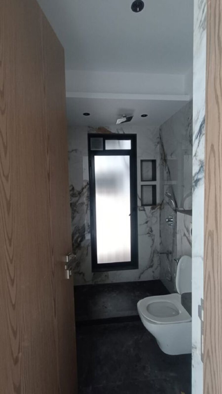 Bathroom, bandra west 2 Bedroom 700 Sq.Ft. Apartment In Bandra West Mumbai 10378655