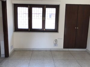 Room in 4 BHK Builder Floor at Shanti Niketan – for Rent