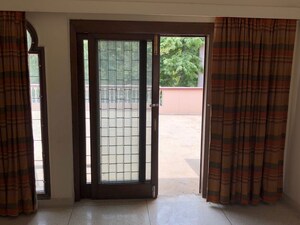 Room in 4 BHK Builder Floor at Shanti Niketan – for Rent