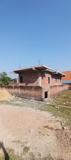  Industrial Plot – Exterior View View at Mohanlalganj - for Rent