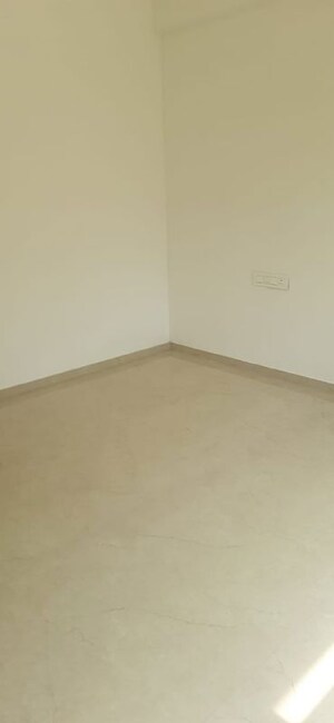 Room in 2 BHK Apartment at Navin Nagar – for Rent