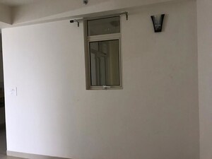 Room in 3 BHK Apartment at Paarth Aadyant, Gomti Nagar – for Rent
