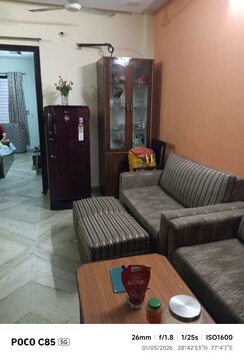 2 BHK Builder Floor For Sale in Rohini Sector 21