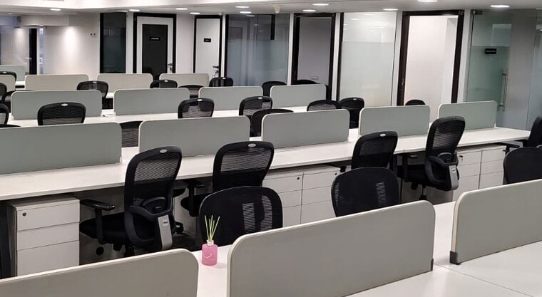 Team Area, marathon-futurex Commercial Office Space 1000 Sq.Ft. In Lower Parel Mumbai 10378687