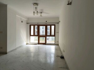 Room in 3 BHK Apartment at ATS Green Village, Sector 93a – for Sale
