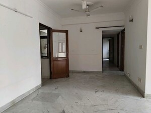 Room in 3 BHK Apartment at ATS Green Village, Sector 93a – for Sale
