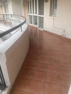 Balcony in 4 BHK Apartment at Eldeco Utopia, Sector 93a – for Rent