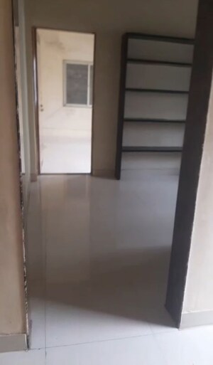 Room in 2 BHK Apartment at Anant Nagar – for Rent