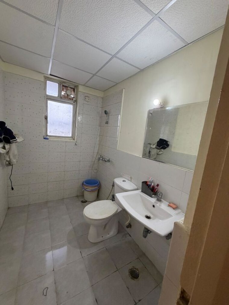 Bathroom, ansal-celebrity-meadows 3 Bedroom 1800 Sq.Ft. Apartment In Sushant Golf City Lucknow 10378733