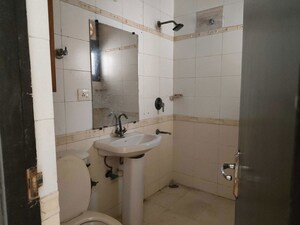 Bathroom in 2 BHK Apartment at Parsvnath Prestige, Sector 93a – for Rent