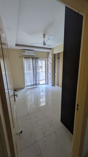 Bathroom in 3 BHK Apartment at Ashiana Anmol Phase 3, Sohna Sector 33 – for Rent
