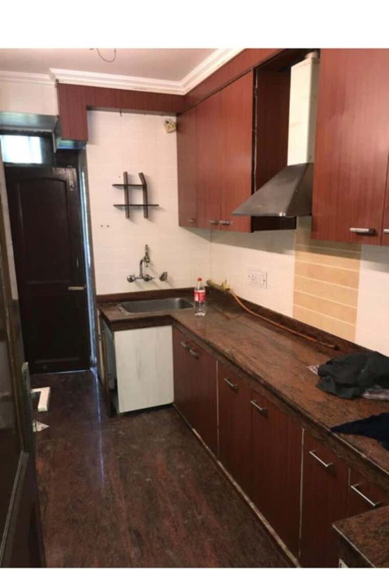 Kitchen, masjid moth 3 Bedroom 300 Sq.Yd. Builder Floor In Masjid Moth Delhi 10378761