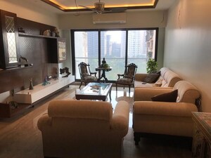 Living Room in 3.5 BHK Apartment at DLH Sorrento, Veera Desai Road – for Rent
