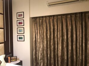 Master Bedroom in 3.5 BHK Apartment at DLH Sorrento, Veera Desai Road – for Rent
