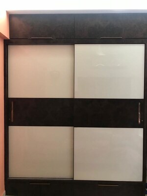Bedroom in 3.5 BHK Apartment at DLH Sorrento, Veera Desai Road – for Rent