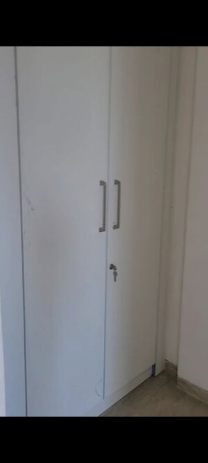 Furnished Amenities in 5 BHK Villa at Puri Diplomatic Greens Villas, Sector 111 – for Rent